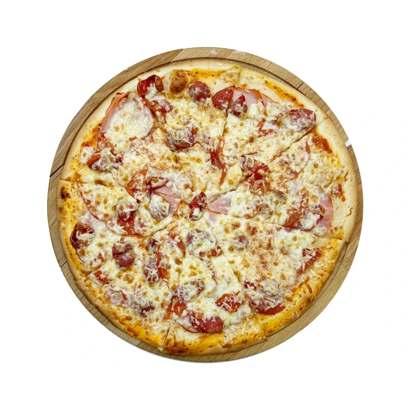 С беконом и колбасками пицца 