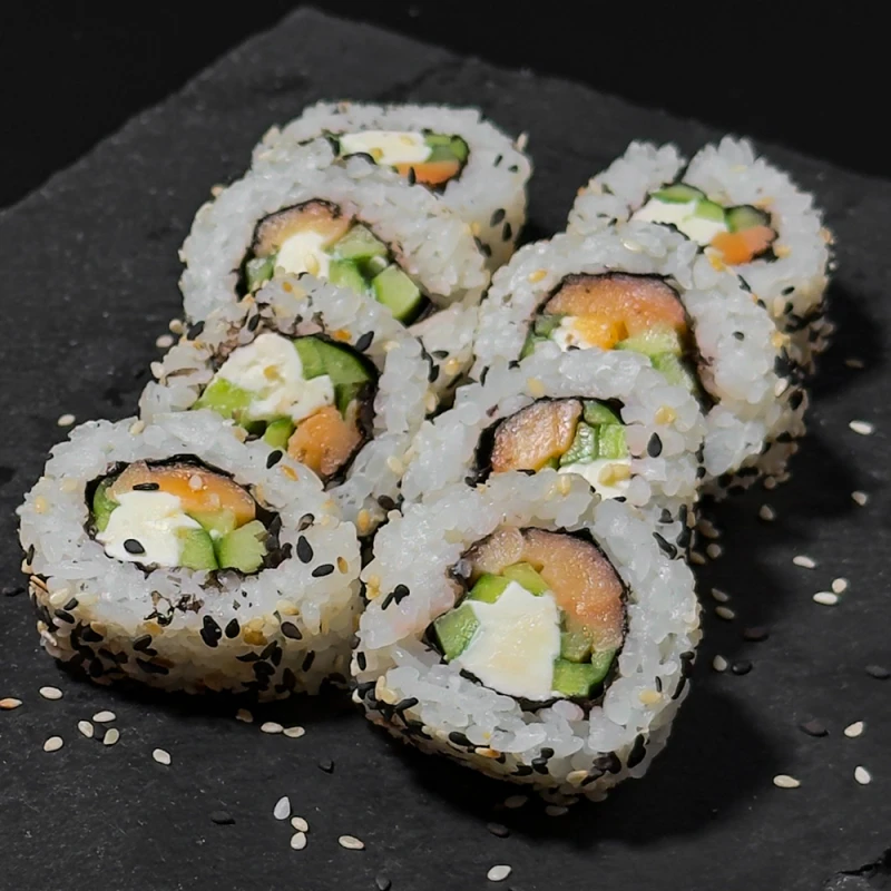 Филадельфия лайт со слабосоленым лососем