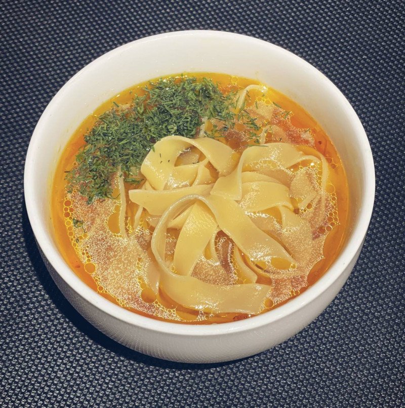Суп куриный с лапшой