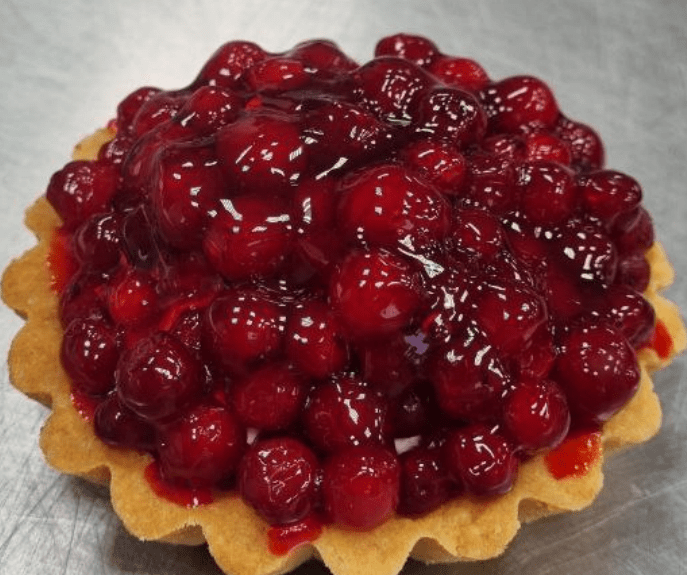 Корзинка с брусникой