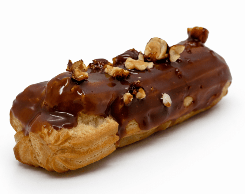 Пирожное эклер шоколадный