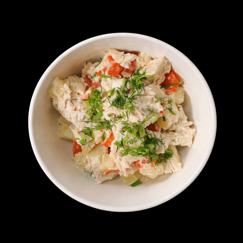 Салат куриная грудка с ананасом