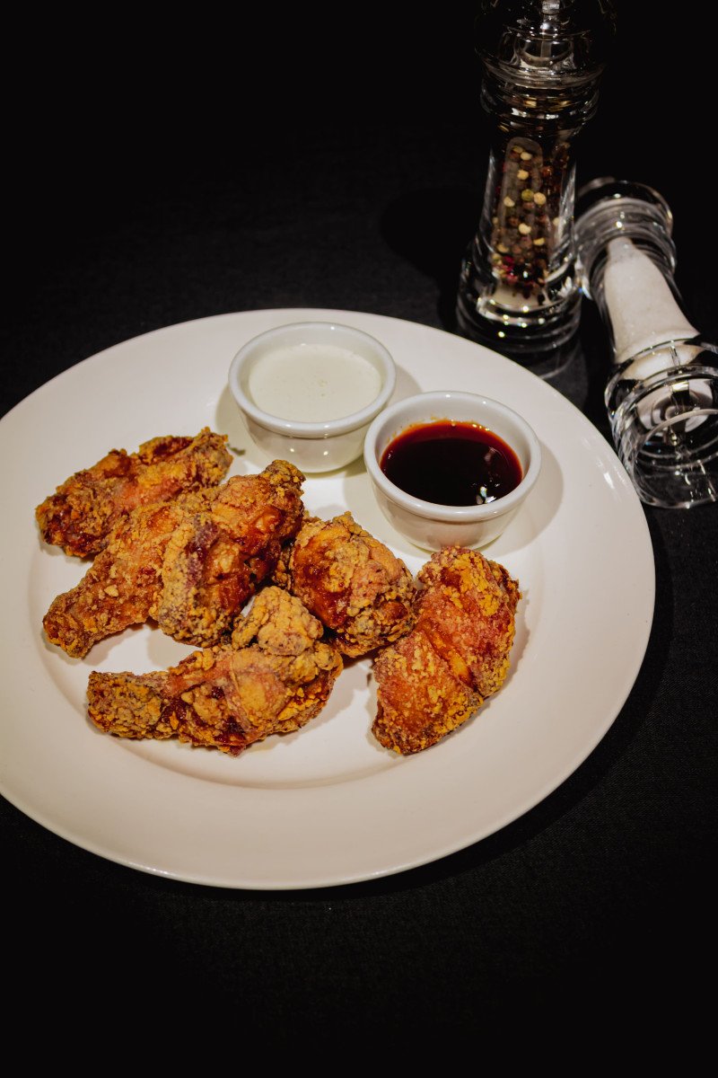 Куриные крылья со сладким соусом чили