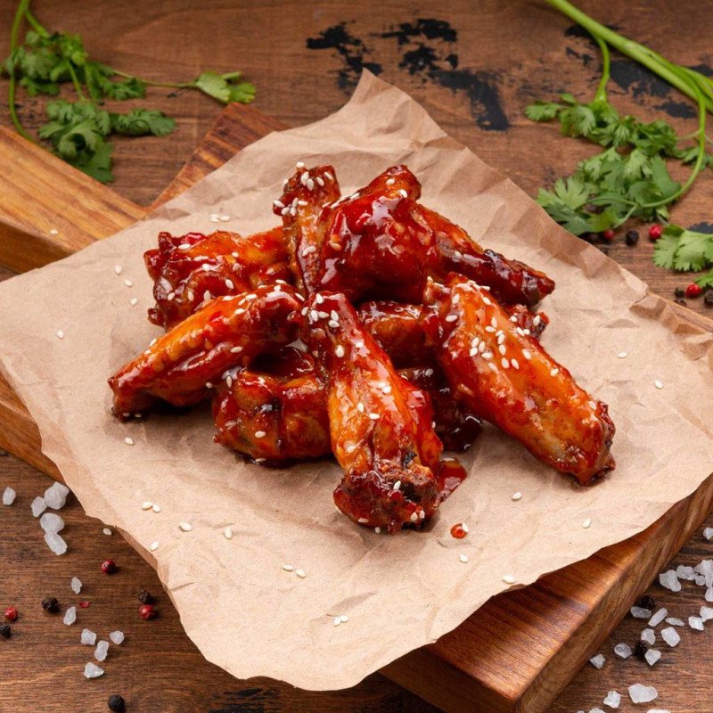 Куриные крылья со сладким соусом чили