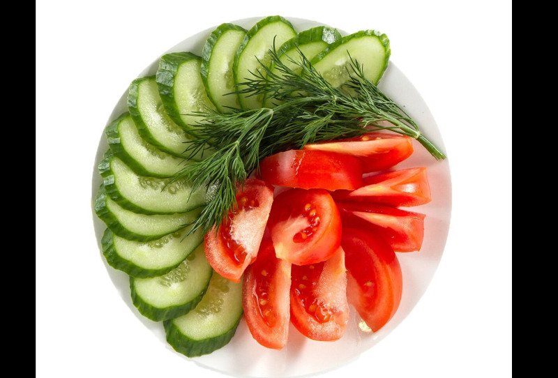 Нарезка свежих овощей
