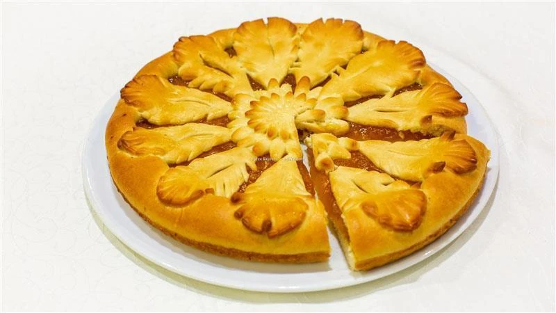 Пирог с джемом сдобный 1 кг 