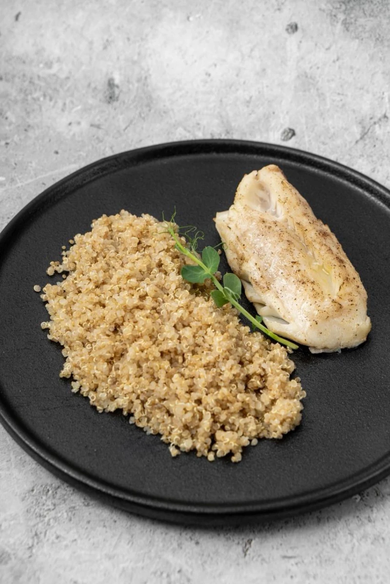 Треска с киноа