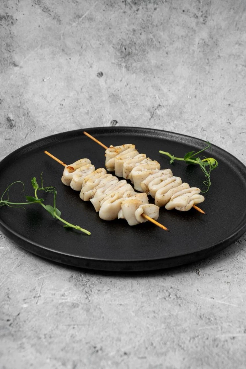 Командорский кальмар на шпажке