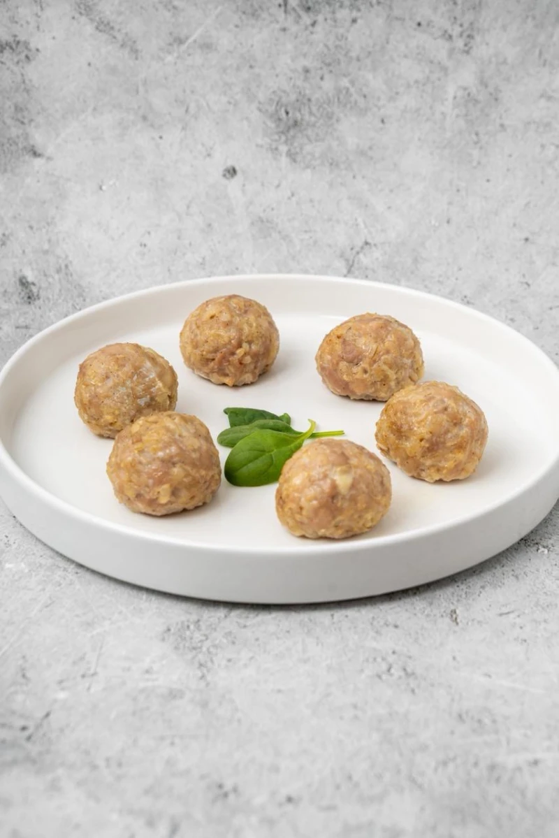 Куриные тефтели с бурым рисом 