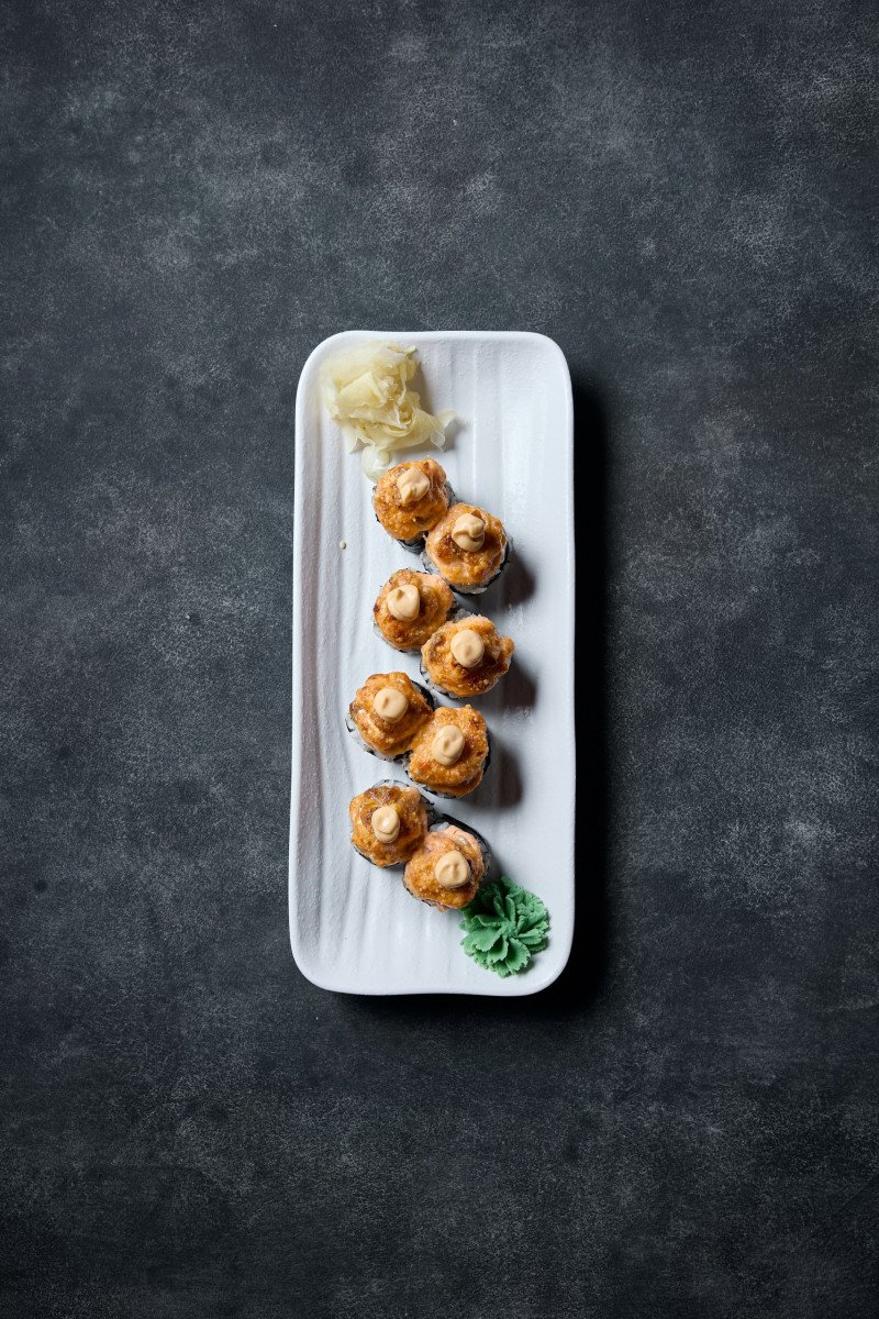 Запеченный Том Ям с лососем 