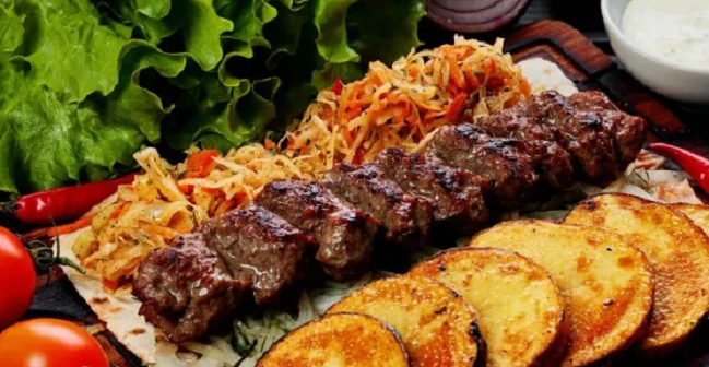 Бизнес Ланч с кебабом из баранины