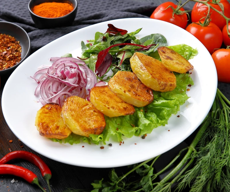 Картофель запеченый на углях