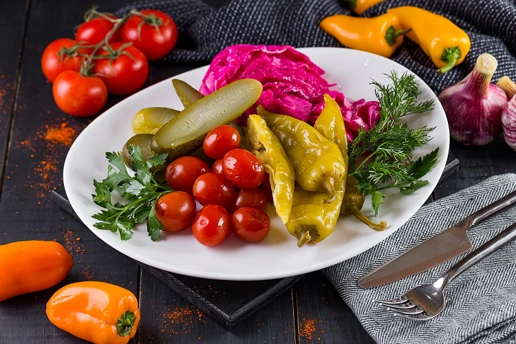 Соленья застольные