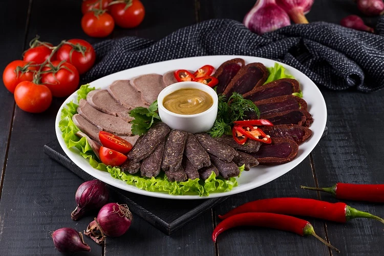 Традиционные мясные деликатесы