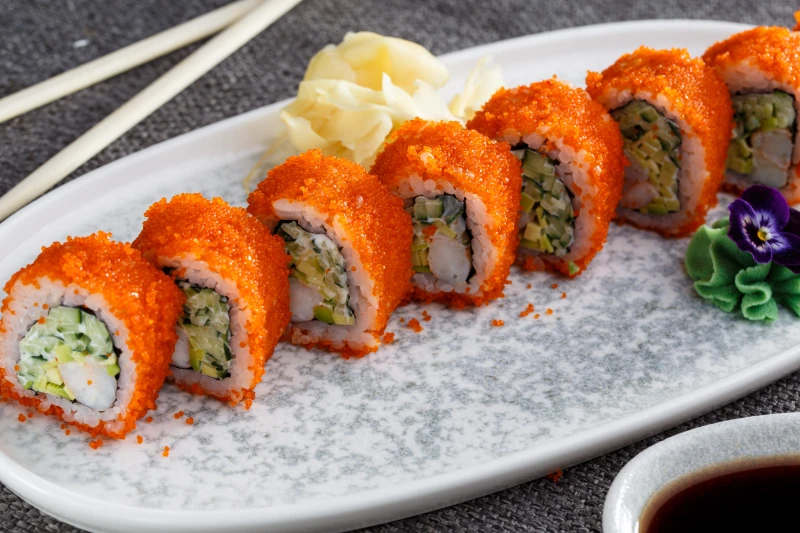 РОЛЛ КАЛИФОРНИЯ С КРЕВЕТКОЙ