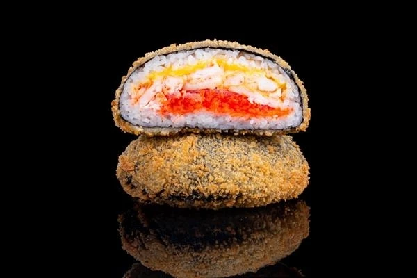 Суши бургер с креветкой