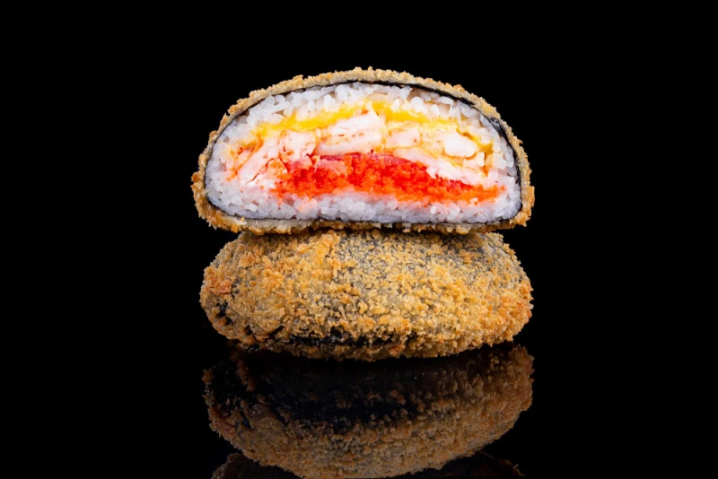 Суши бургер с креветкой