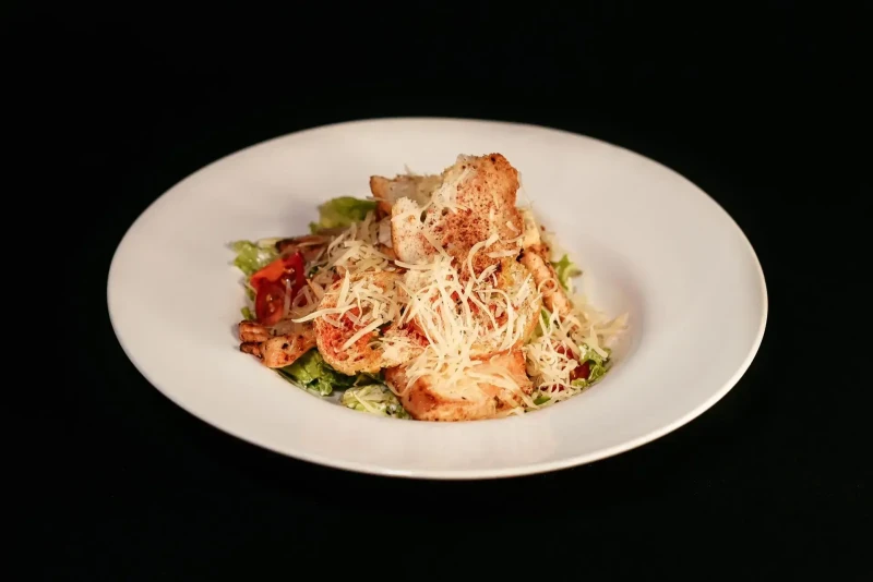 Салат Цезарь с курицей 250 г