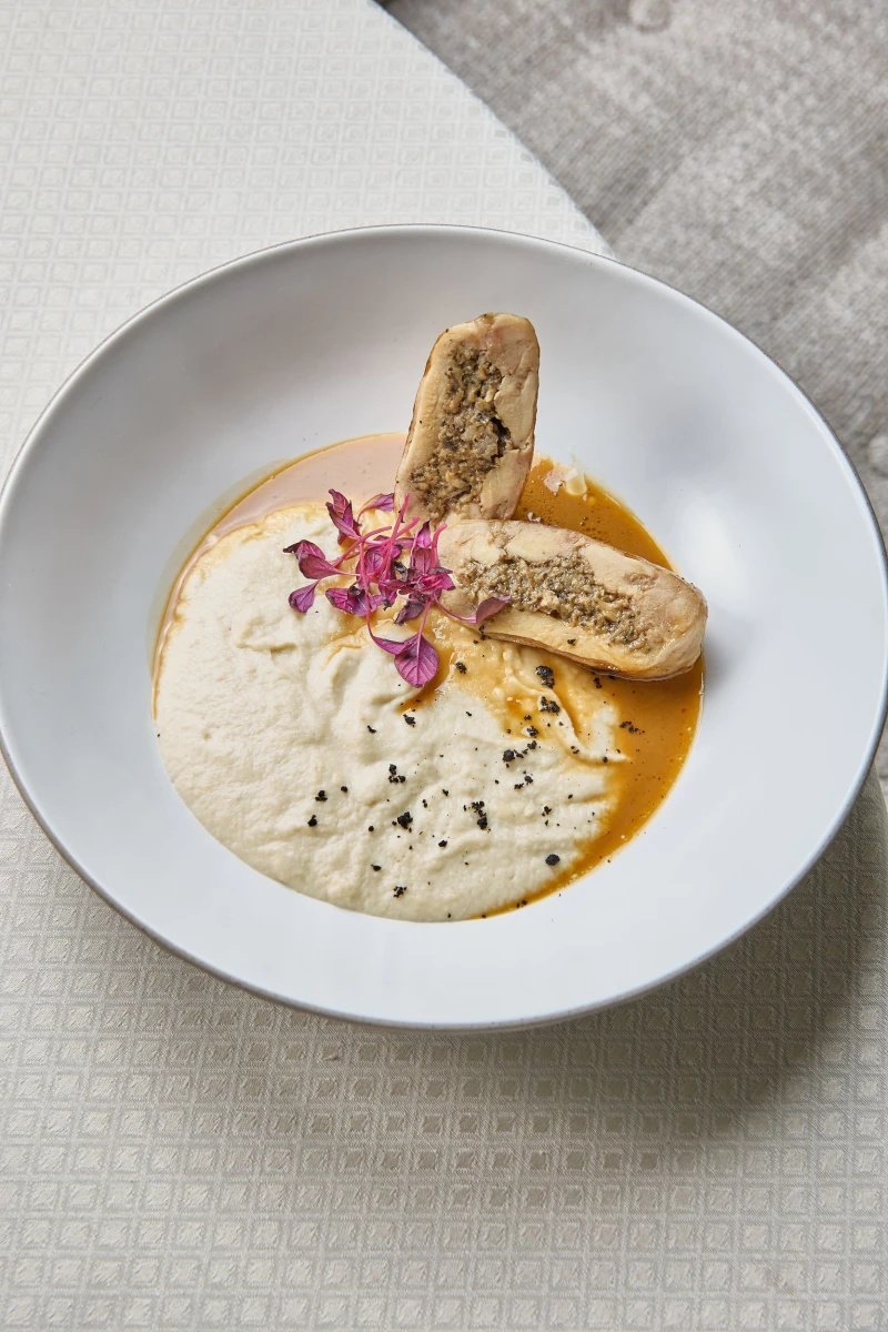 Цыпленок по-бургундски