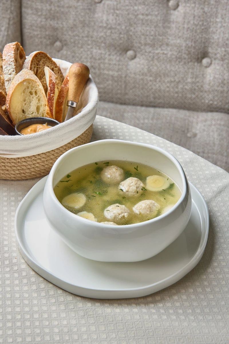 Куриный суп с фрикадельками