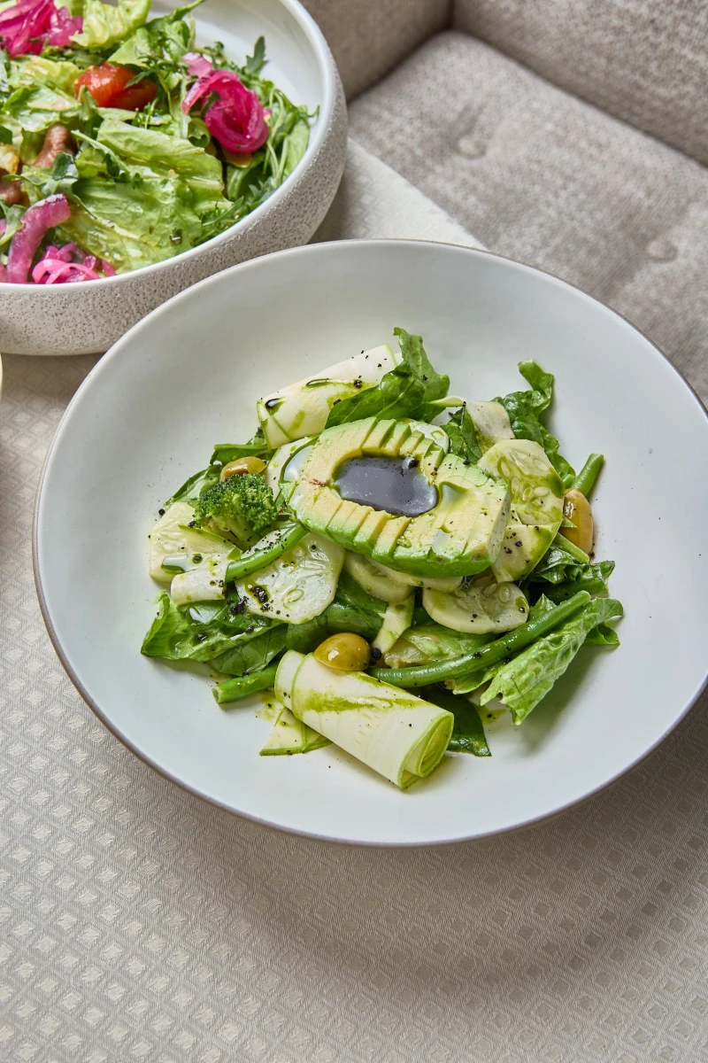 Зеленый с авокадо