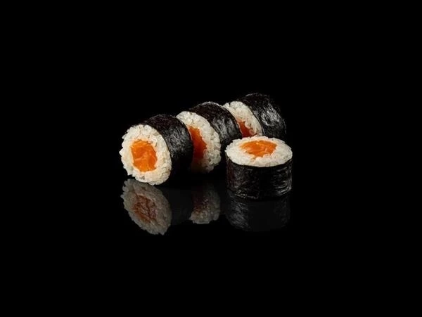 Ролл с лососем