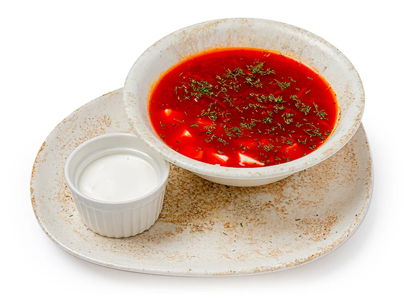 Борщ с куриным филе и сметаной