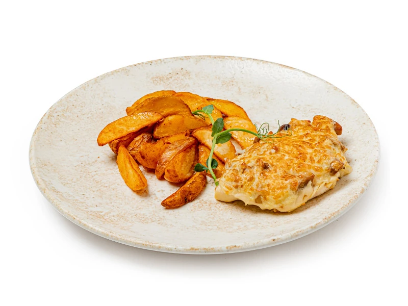 Куриное филе с грибами и сыром с выбором гарнира