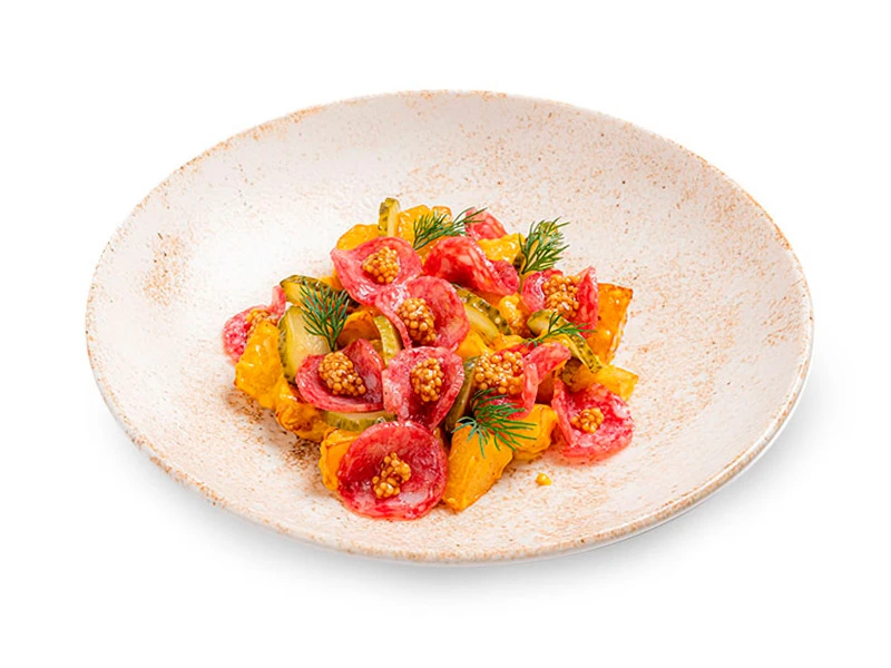 Немецкий салат с картофелем и салями