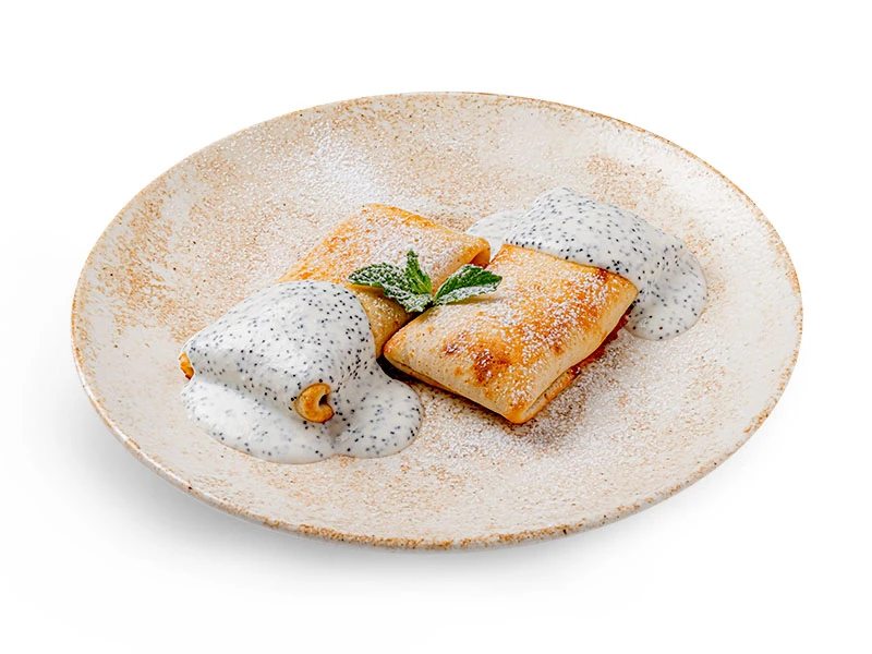 Блинчики с творогом и маковым соусом
