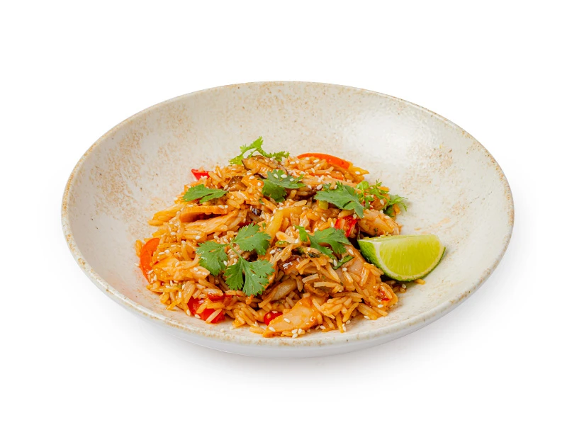 Рис в азиатском стиле с курицей