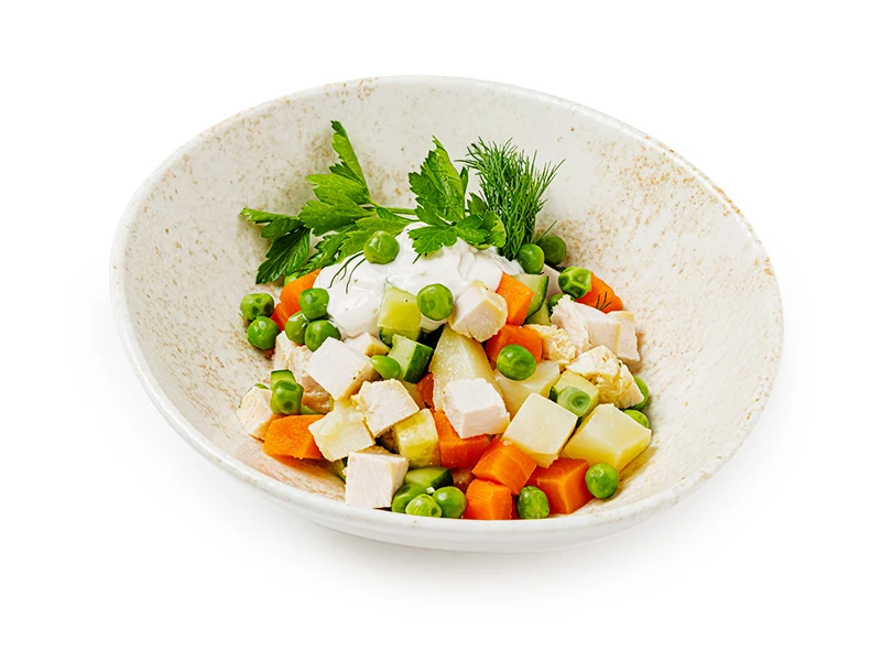 Оливье с филе цыпленка