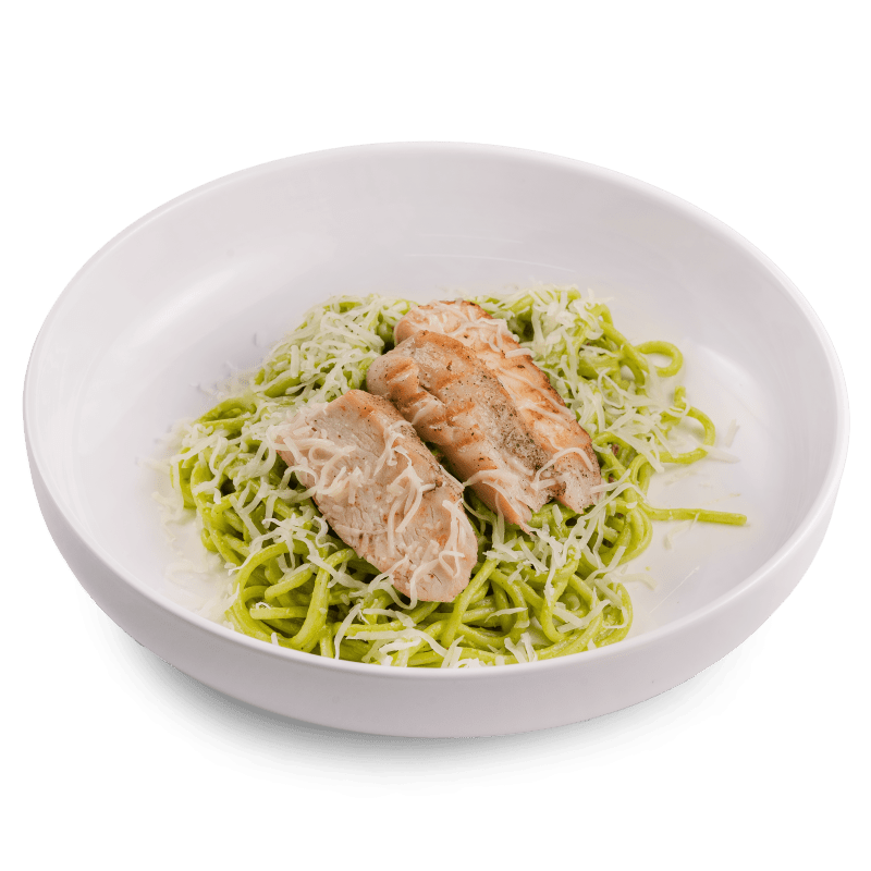 Паста с соусом песто и курицей