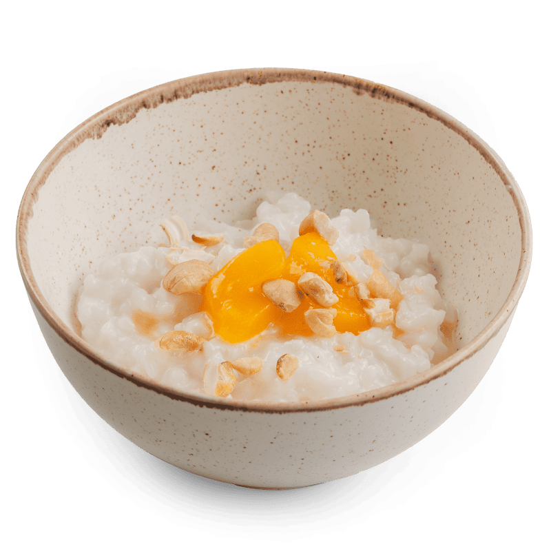 Рисовая каша на кокосовом молоке с кешью и манго