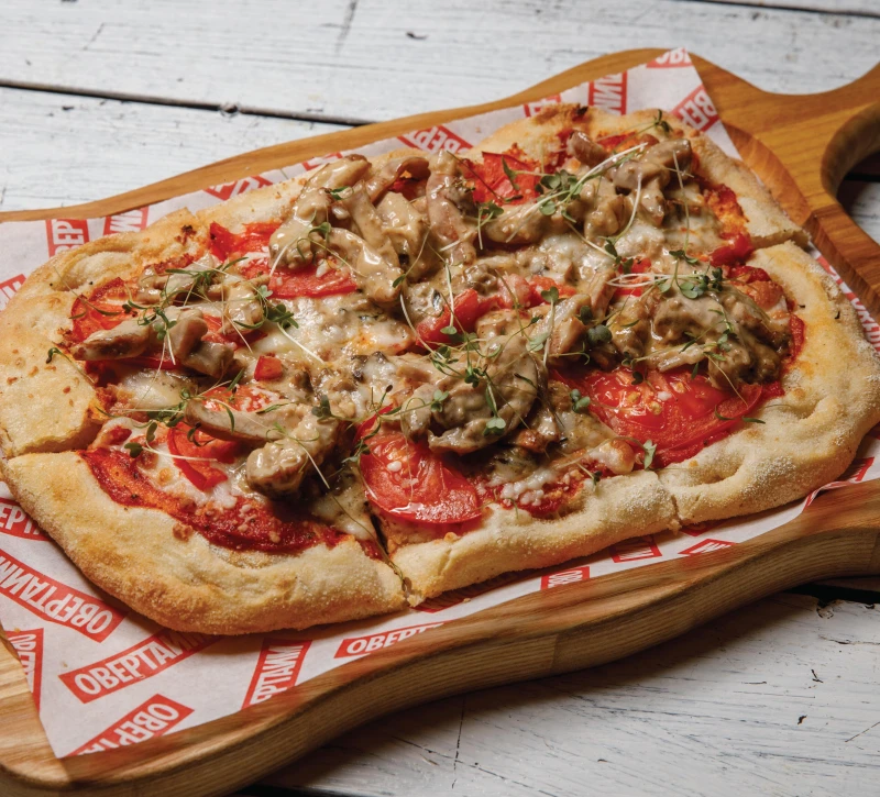 Римская пицца с копчёным цыплёнком Алабама