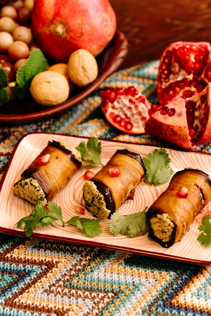 Рулетики из баклажана