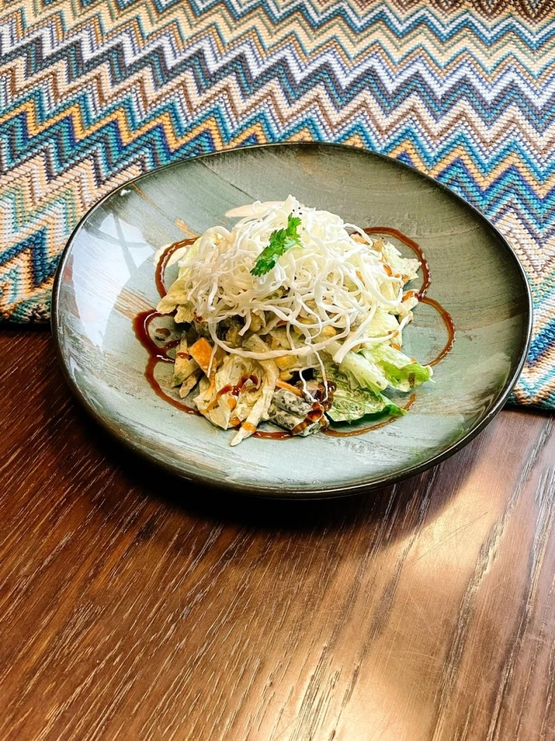 Салат Тбилиси с курицей