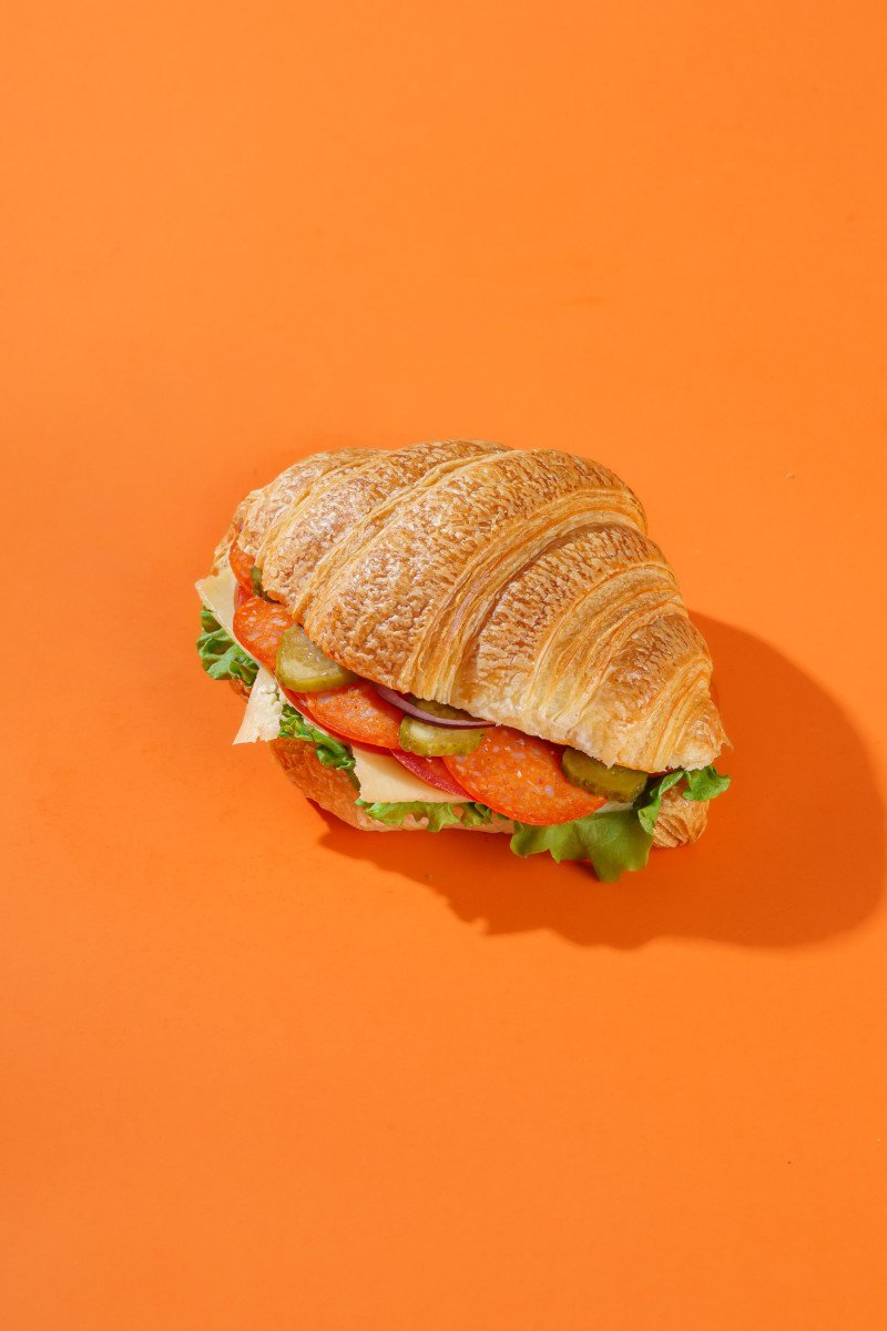 Круассан с пепперони