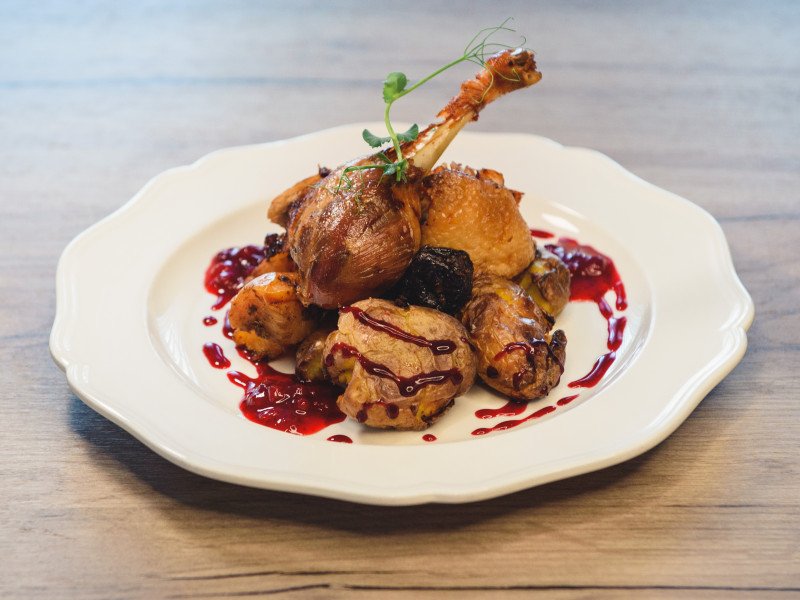 Утка запеченая порционно