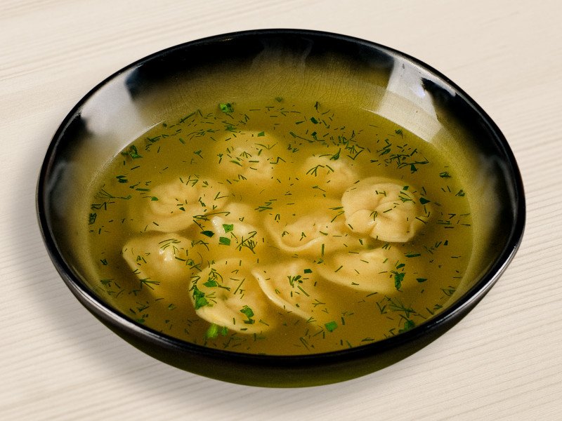 Пельмени из индейки с бульоном