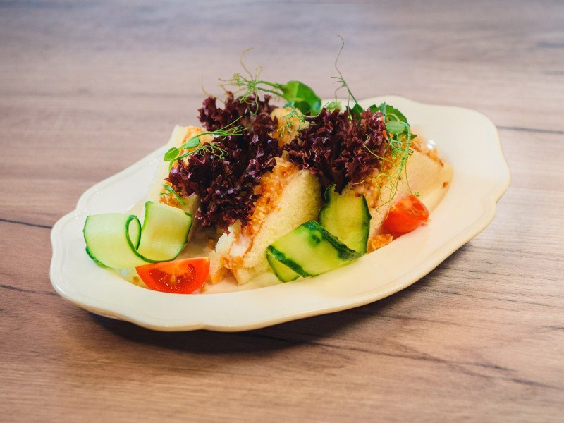 Тартинки с копченой курицей