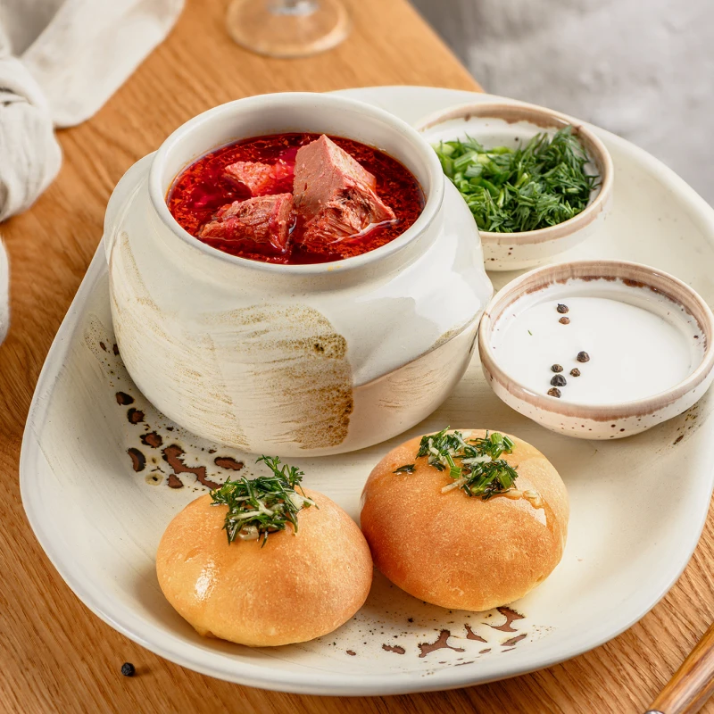 Борщ с пампушками