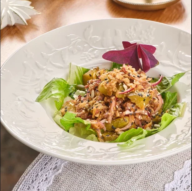 Салат с телячьим языком