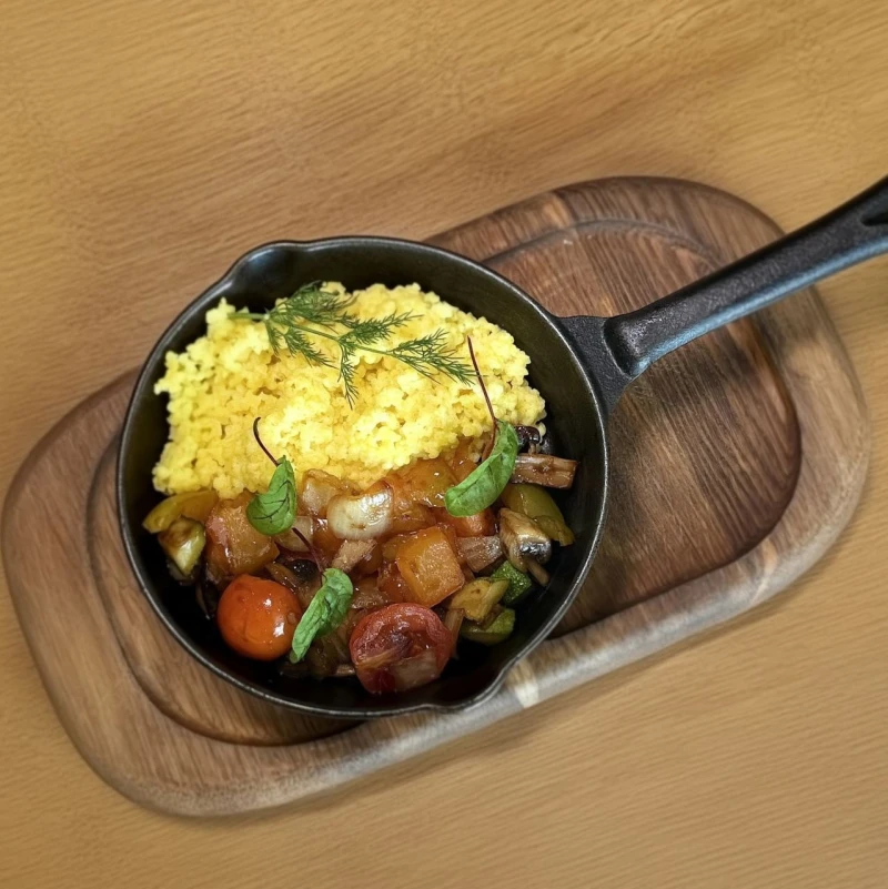 Ризотто из пшена с овощным рагу