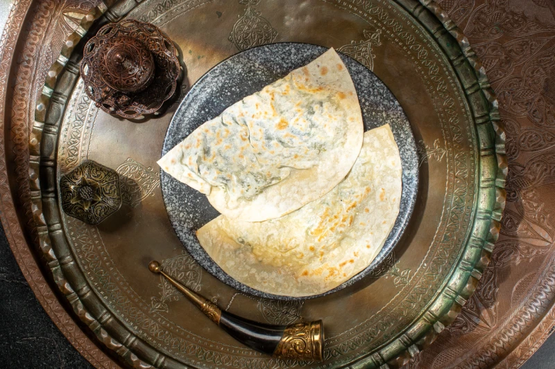 Кутабы со шпинатом 