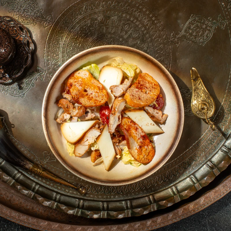 Салат Цезаридзе с курицей