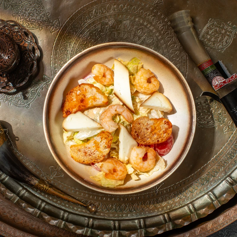 Салат Цезаридзе с креветкой