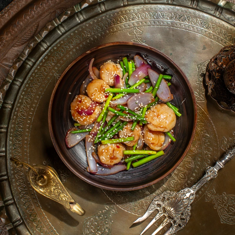 Вок с гребешком