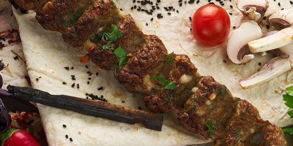 Люля-кебаб из баранины с сыром и грибами