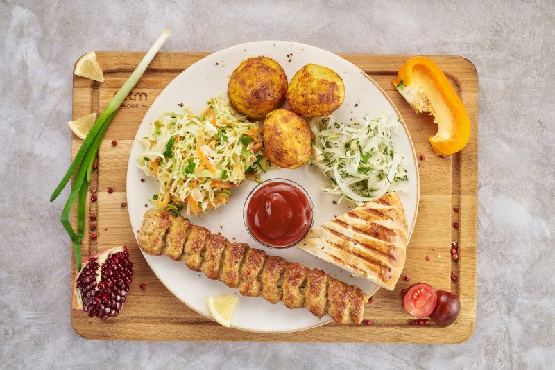 Люля из свинины с картофелем из тандыра